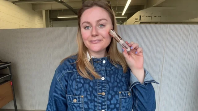 Noul corector Charlotte Tilbury Airbrush Flawless promite 24 de ore de rezistență