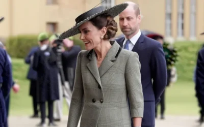 Kate Middleton modifică un palton de 2.850 de lire și poartă cercei speciali