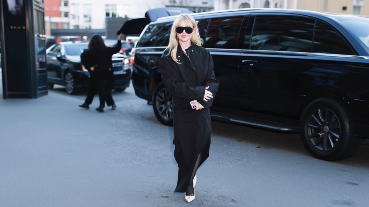 Kathryn Newton promovează noul film în pantofi Jimmy Choo de 1.095 de dolari