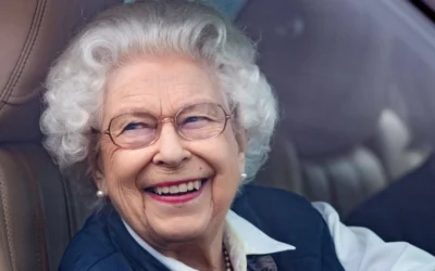 Fotografiile secrete ale Reginei Elisabeta care au panicat Palatul Buckingham