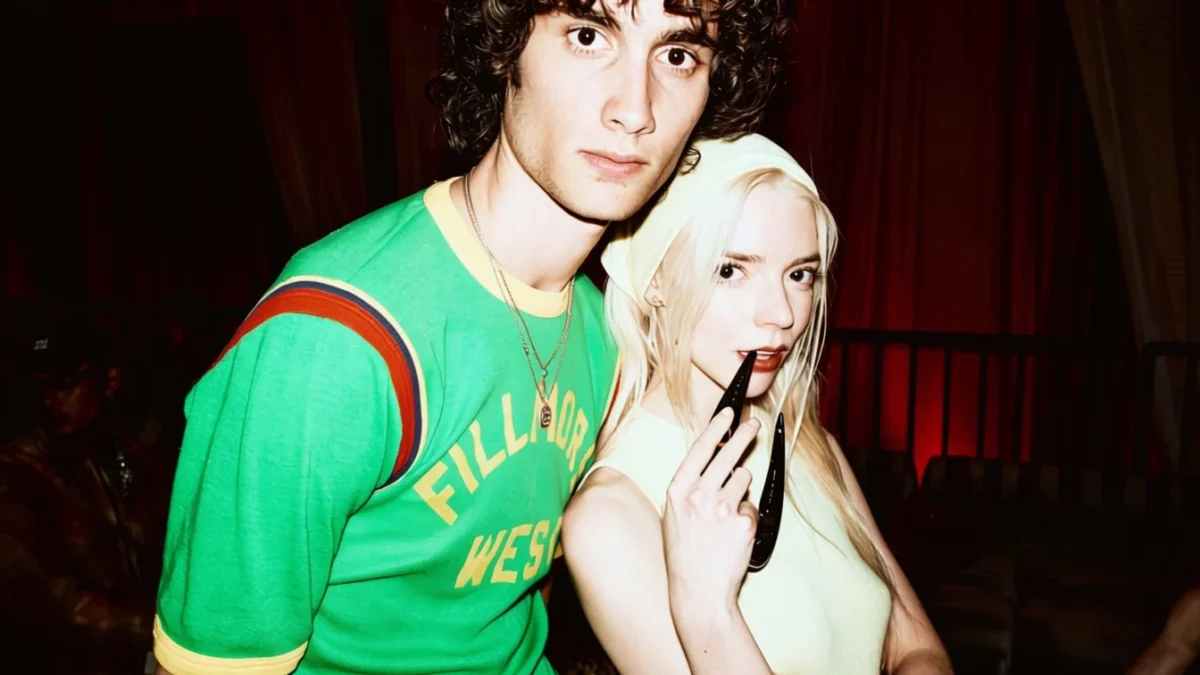 Petrecerea Guess de la Coachella adună zeci de vedete pentru al 5-lea an