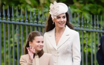 Rochia Self-Portrait purtată de Kate la 44 de ani revine la evenimentul de Paște