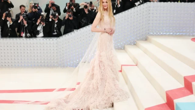 Nicole Kidman la Met Gala aduce 6 apariții spectaculoase de-a lungul anilor