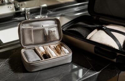 Beauty Capsule reduce trusa de vacanță la produse pentru protecție, hidratare și confort