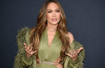Jennifer Lopez spune că despărțirea poate deveni un prag spre o versiune mai bună a ta
