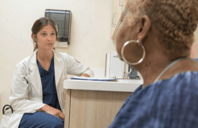 Noile ghiduri federale din SUA schimbă recomandările pentru terapia hormonală la menopauză