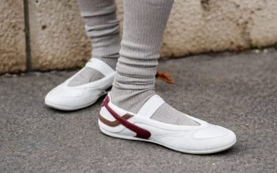 Sneakerșii SS26 aduc tălpi subțiri, siluete retro și accente discrete
