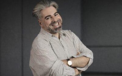 Maurice Munteanu a prezentat apartamentul de aproximativ 60 de metri pătrați cumpărat cu 115.000 de euro