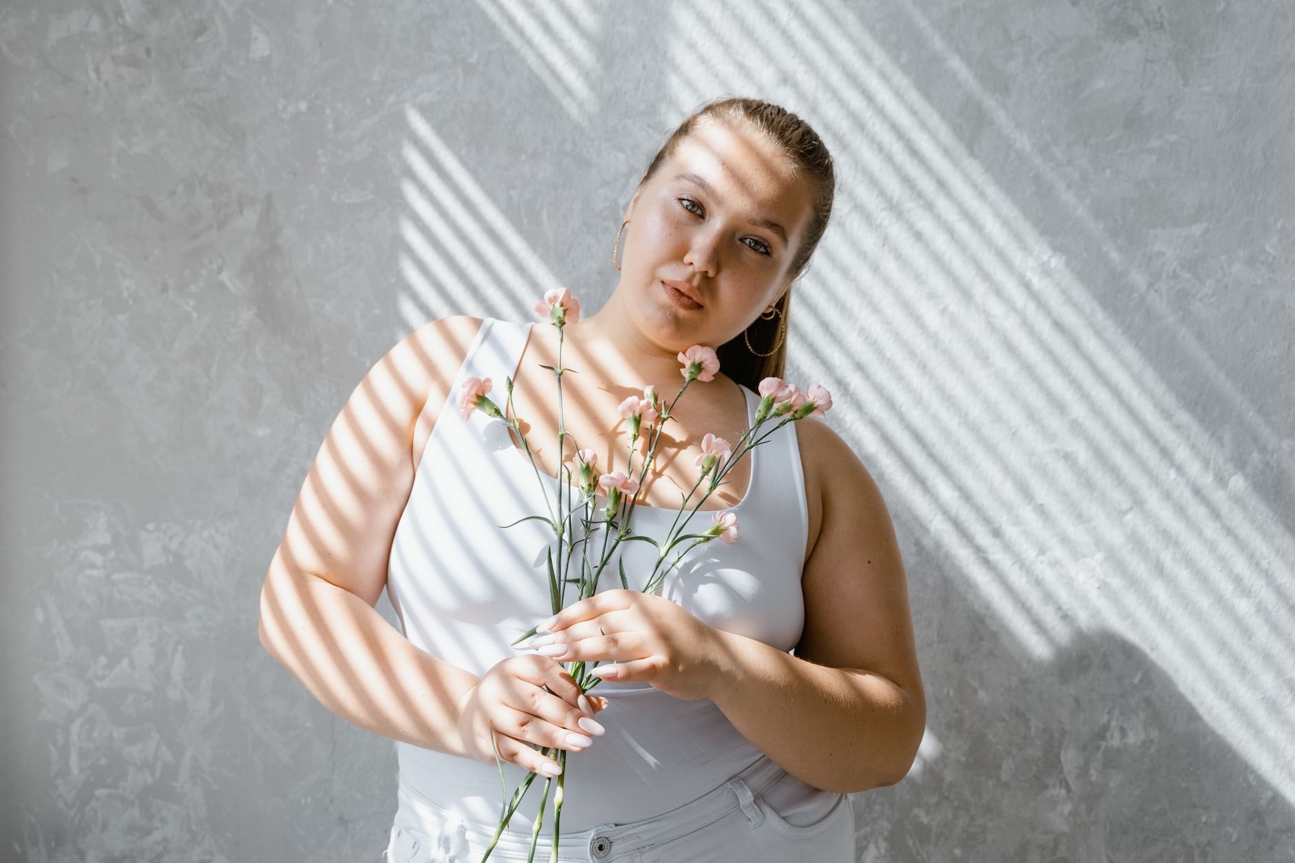 Modele plus-size în campanii publicitare