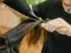 Cum se limitează frizz-ul la uscarea cu foehnul fără pierderea volumului, de la tehnică la alegerea uleiului
